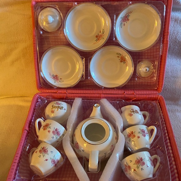 Other - Floral Tea Set with Pink Accents